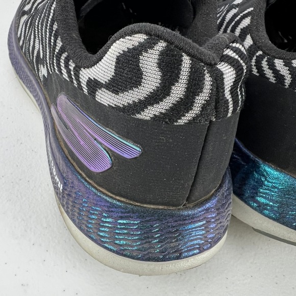 Skechers Go Run Razor 3 Cloak Running Shoes Womens 6 Black Zebra Lace Up Low Top - Picture 9 of 16